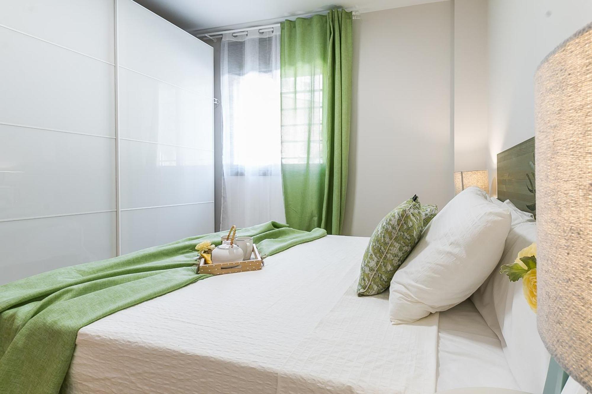 Top Family Apartment By Lofties Terrassa Kültér fotó